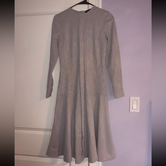 Front Row Couture Silver/Grey knee length dress worn once - Picture 2 of 4